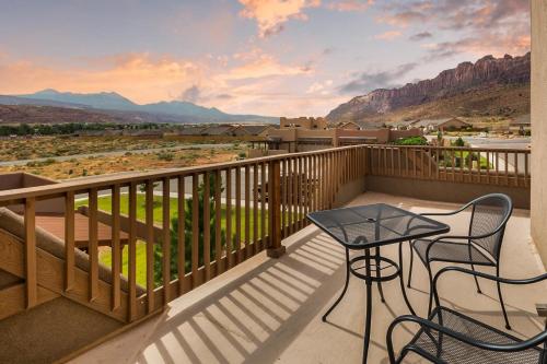 3415 South Village Loop