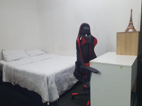 One-Bedroom Apartment image 1