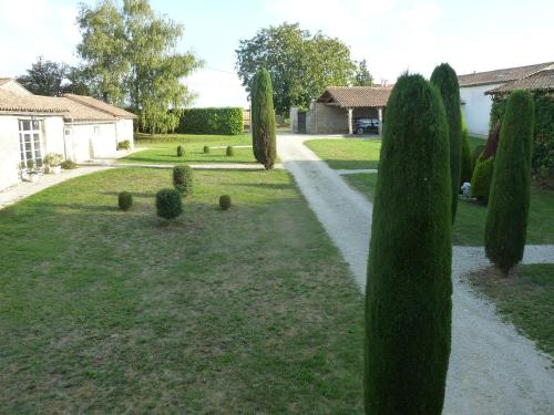 Vaade, Au clos des hirondelles in Gournay-Loize