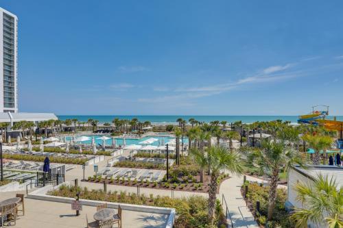 Beautiful Lakefront Condo - 5 Min Walk to Beach! - image 2