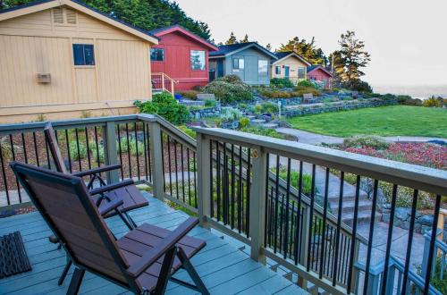 COTTAGES AT LITTLE RIVER COVE - BED AND BREAKFAST