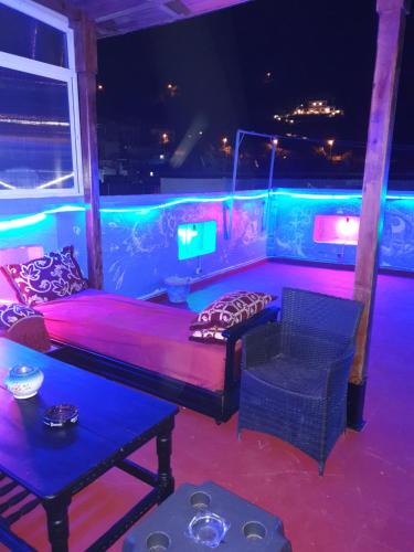 ทัศนียภาพ, hostel aline in เชฟชาอูน