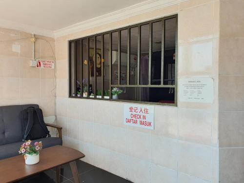 Foyer, Hotel O Hoover Room in Kuching
