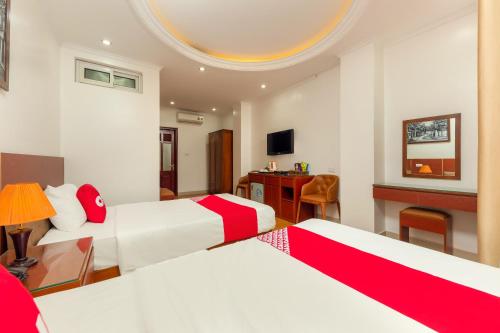 Superior Twin Room image 4