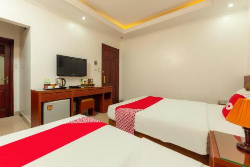 Superior Triple Room image 4