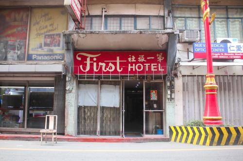 OYO 1011 First Hotel, Manila