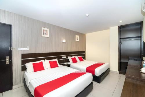 Family Suite room in Hotel O Blossom Hotel