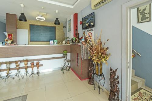 Lobby, Hotel O M Three Hotel in Seri Manjung