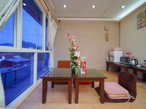 Hotel O J Stay Guesthouse – Jelutong, NY