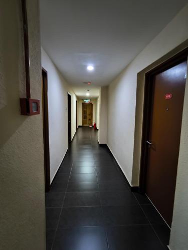 OYO 90895 Hotel Ikia - 로비