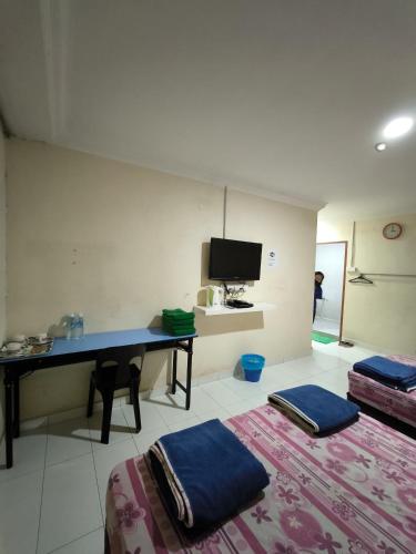 OYO 90895 Hotel Ikia
