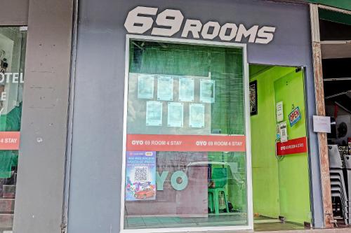 호텔 O 69 룸 4 스테이 - 출입구
