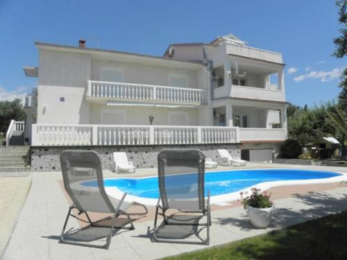  Two-Bedroom Apartment in Barbat V in Barbat na Rabu