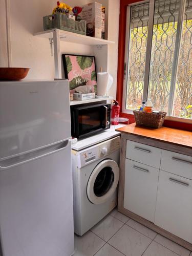 Kitchen, Appart Milena T2 cosy et calme in Baie-Mahault