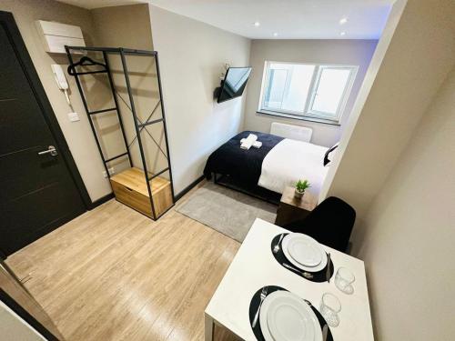 The Seven Sisters House - NO 01A - Stylish Comfort Studios, Londyn