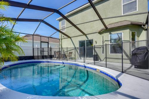 9 Mi to Beach Peaceful Riverview Home with Patio