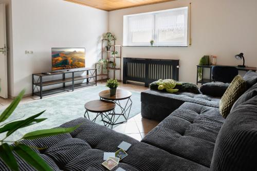 Apartment bei Nürburgring, Parking, Homeoffice in Blankenheim, Deutschland