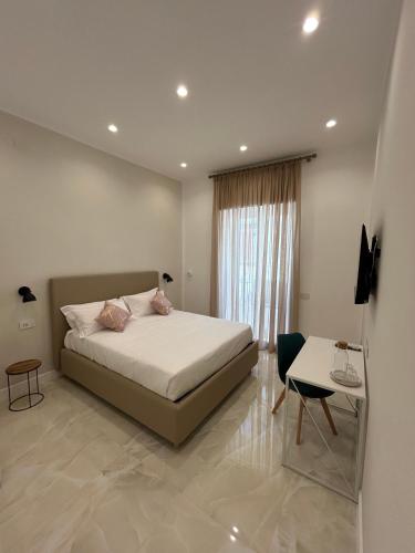 Domus Milone, Naples