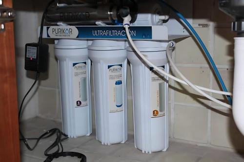 Beautifully Renovated 2 Bedroom Great Location Beautifully Renovated 2 Bedroom Great Location