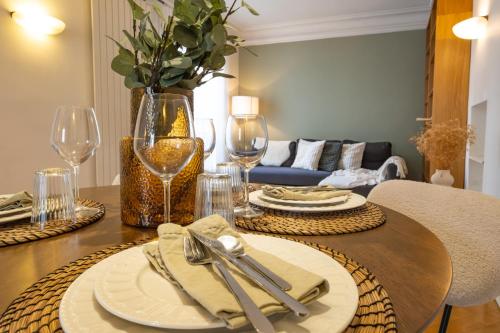 One-Bedroom Apartment image 1