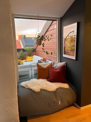 Stylish Grünerløkka penthouse with rooftop terrace, Oslo (photo 7)