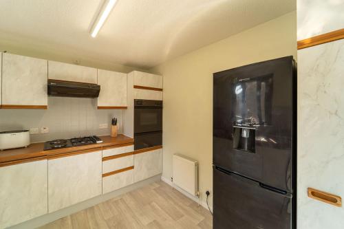 Bumble Bee Bungalow Serviced Accommodation in Newland
