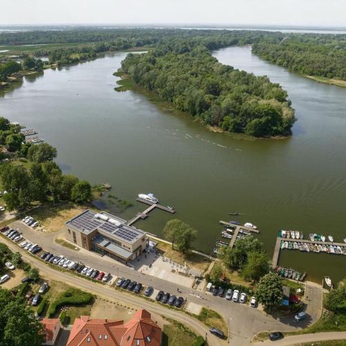 Vizparti OLLE Apartman Tiszafured in Tiszafured