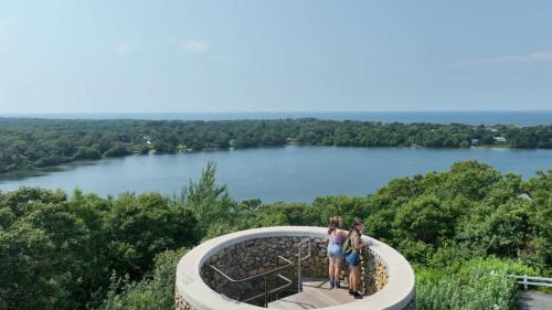 Tranquil Pond-View Escape in Dennis in 東丹尼斯 (MA)