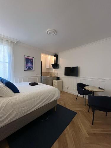 Flat in heart of Paris, Париж