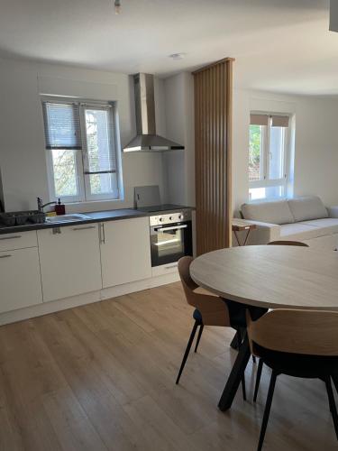 ห้องครัว, Hestia Résidence - Saint-Louis & Basel (Hestia Residence - Saint-Louis & Basel) near สนามบินยูโรบาเซล-มุลเฮาส์-ไฟรบวร์ค