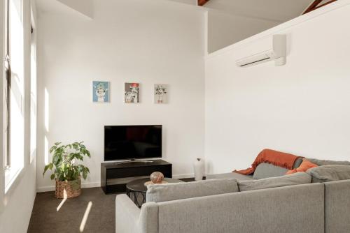 NEW - Middle of CBD Fresh 1BR Apt!, Gisborne (zdjęcie 2)