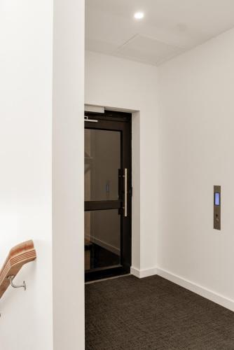 NEW - Middle of CBD Fresh 1BR Apt!, Gisborne (zdjęcie 8)