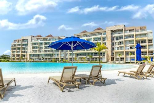 Apartamento con piscina, playa y cerca aeropuerto de Cartagena