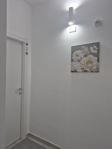Beach Rooms 2 Self Check-in in Pivarada