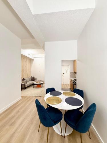 GREAT APT 2 BED ROOM GREAT LOCATION nye
