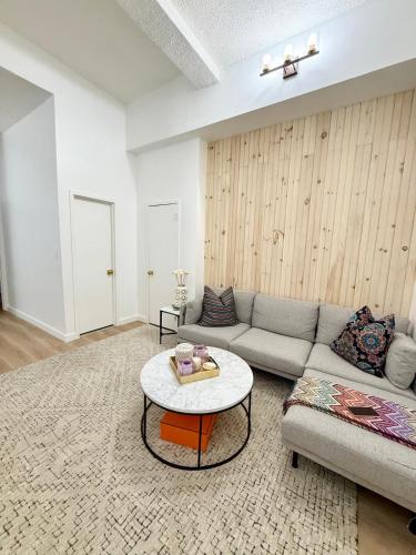 Two-Bedroom Apartment image 5