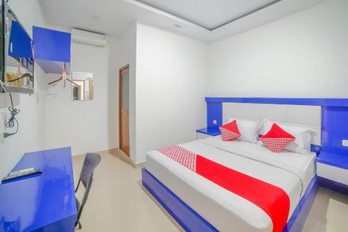 Deluxe Double Room image 3