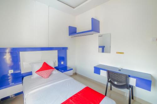 Deluxe Double Room image 9