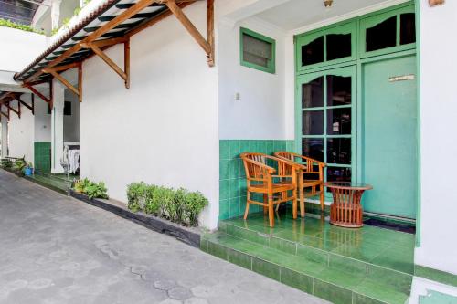 ทางเข้า, Hotel O Gurita near โบสถ์พระแม่มารีย์เรจินา