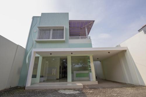 Hotel O Irma's Residence