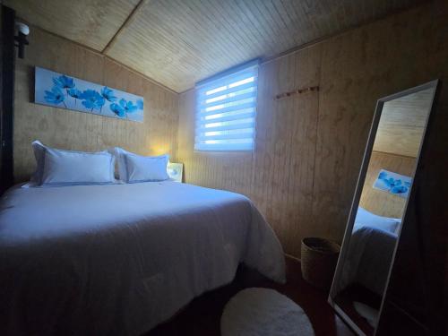 Standard Double Room with Shared Bathroom
