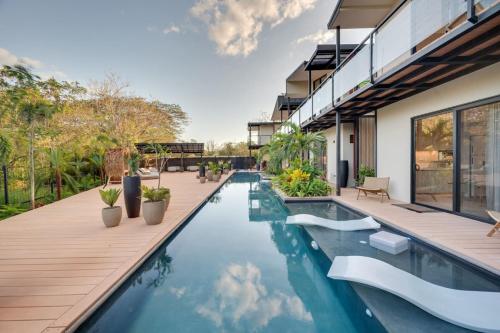The Bungalows #9 - Boutique Hotel in Flamingo Beach - Ground Level Studio in 普拉亞弗萊明戈