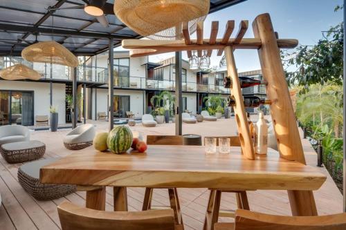 The Bungalows #8 - Boutique Hotel in Flamingo Beach - Top Level Studio in Playa Flamingo