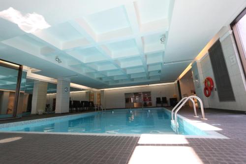 Swimming pool, Hotel Classique in Quebec City (QC)