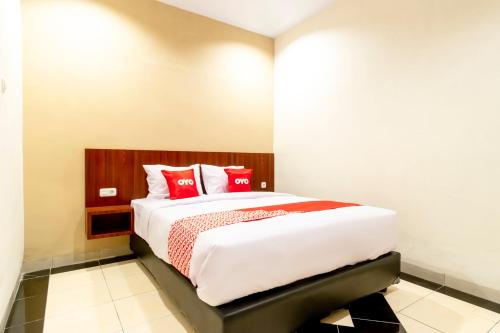 Standard Double Room image 4