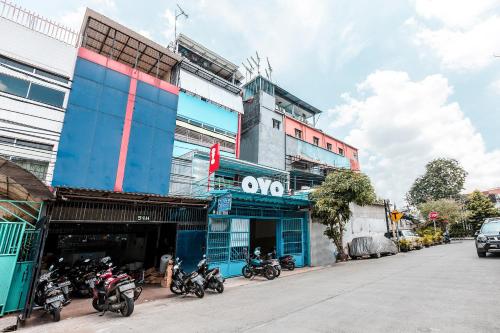 Entrance, Hotel O Balcon Biru in Mangga Dua