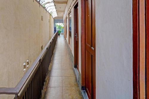 Photo - Super OYO Capital O 91810 Hotel Balebat 2