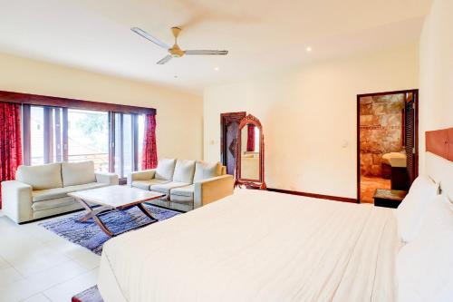 คอลเลกชัน O ปูตรี อินน์ โฮมสเตย์ (Collection O Putri Inn Homestay) in ซานูร์