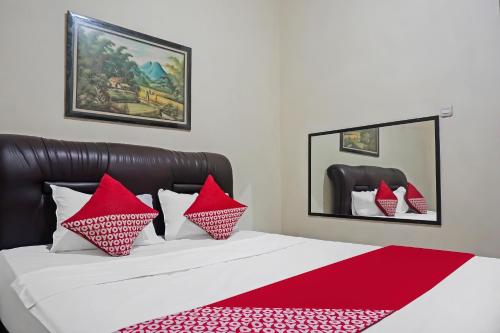 Deluxe Double Room image 2