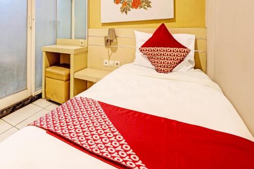 Deluxe Single Room image 6
